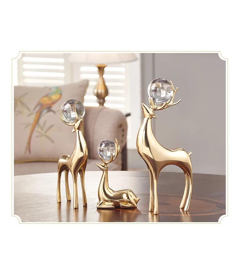 Creativity Metal Simulation Animal Deer Copper Golden Crystal Ball Crafts Furnishings home decoration crystal animal